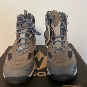 Women’s Vasque Breeze AT GTX Hiking Boots